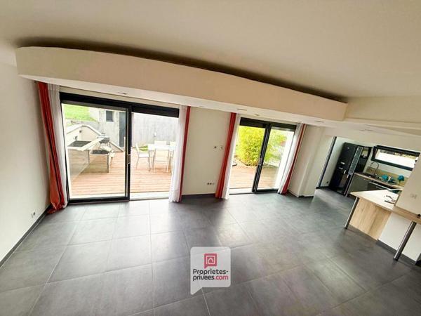 Saint Martin d'Uriage (38410) -Maison entièrement rénovée - 3 pièces - Terrain plat -