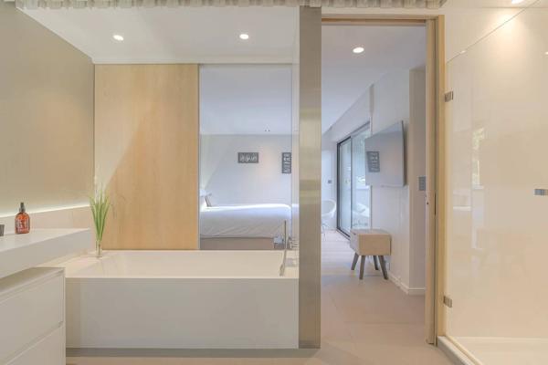 Villa contemporaine avec vue exceptionnelle