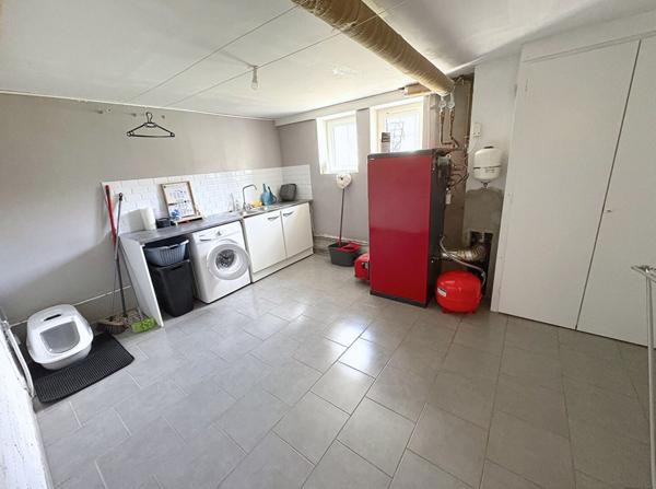 Maison spacieuse à vendre à Rilhac-Rancon - 5 chambres, jardin et garage