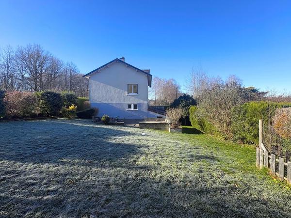 Maison spacieuse à vendre à Rilhac-Rancon - 5 chambres, jardin et garage