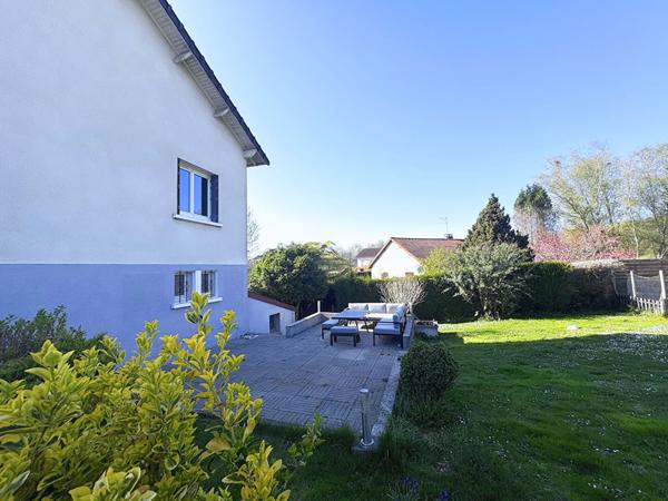 Maison spacieuse à vendre à Rilhac-Rancon - 5 chambres, jardin et garage