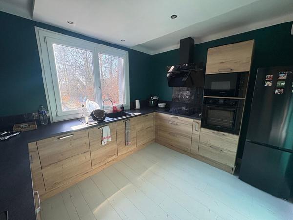 Maison spacieuse à vendre à Rilhac-Rancon - 5 chambres, jardin et garage