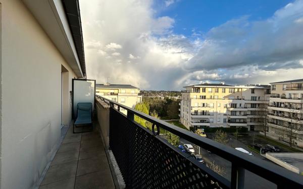 Appartement à vendre    2 pièces • 34,19 m2 Corbeil-Essonnes