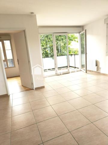 Appartement T3 de 66 M2 en angle avec terrasse  + Garage de 25 M2 inclus -