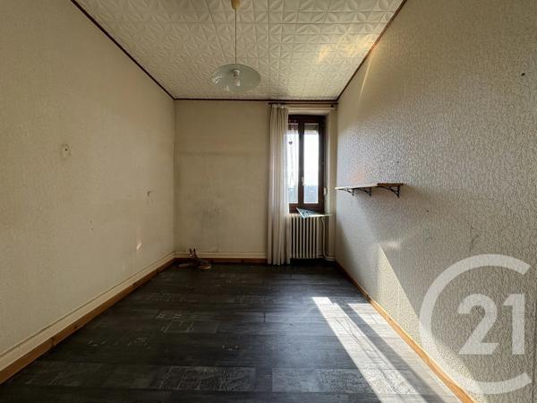 Appartement F4 à vendre  4 pièces - 69 m 2   ST DIE DES VOSGES  - 88