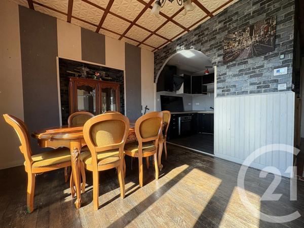 Appartement F4 à vendre  4 pièces - 69 m 2   ST DIE DES VOSGES  - 88