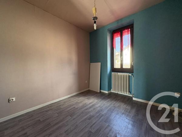 Appartement F4 à vendre  4 pièces - 69 m 2   ST DIE DES VOSGES  - 88