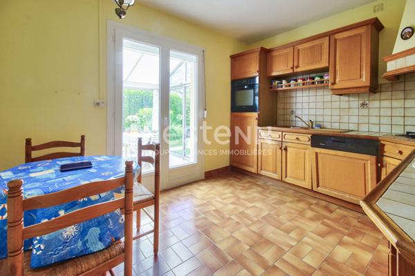 Proche plage Les Rosaires, Maison sur grand terrain arbore a Plerin