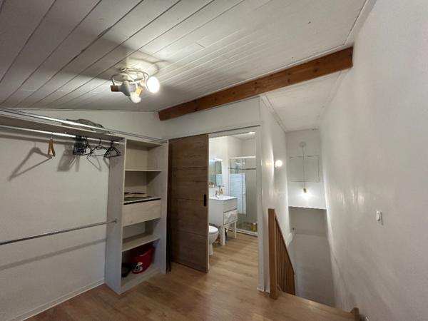 Maison de villageT2 bis meublée Montréal (11290)