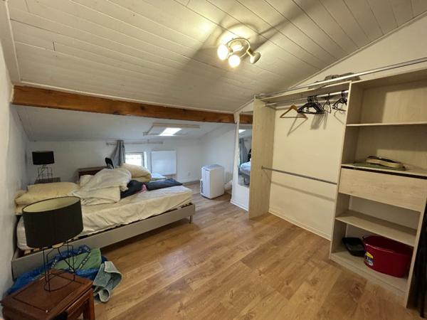 Maison de villageT2 bis meublée Montréal (11290)