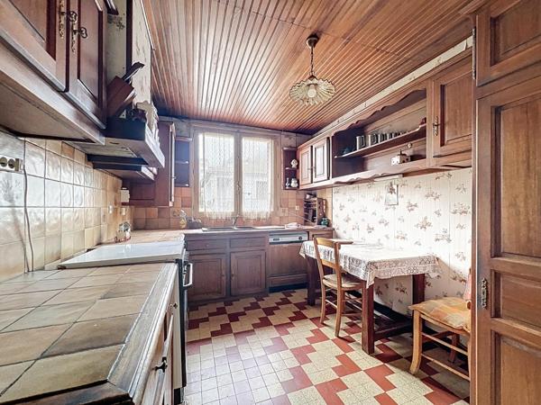 Maison 5 pièces avec garage et jardin