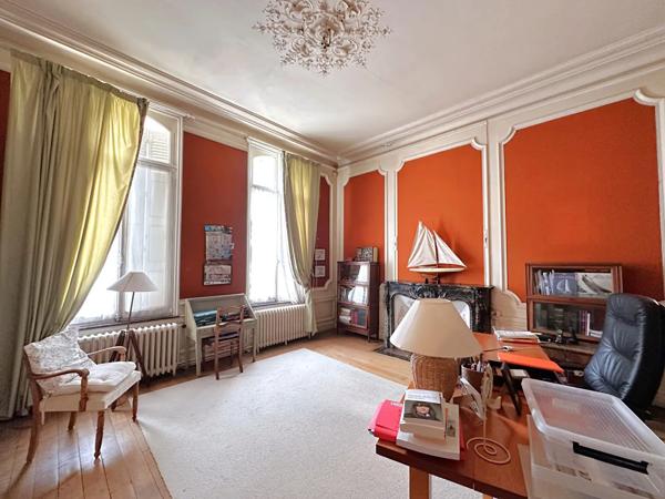 Maison à vendre 13 pièces 338m² Le Cateau-Cambrésis (59360)