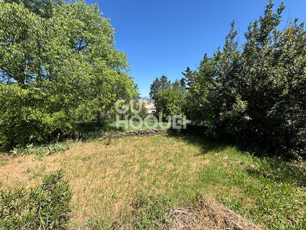 Maison en pierre de 160 m² avec revenu locatif + terrain constructible