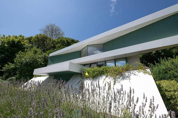 Un panorama exceptionnel sur la Seine et la nature environnante.