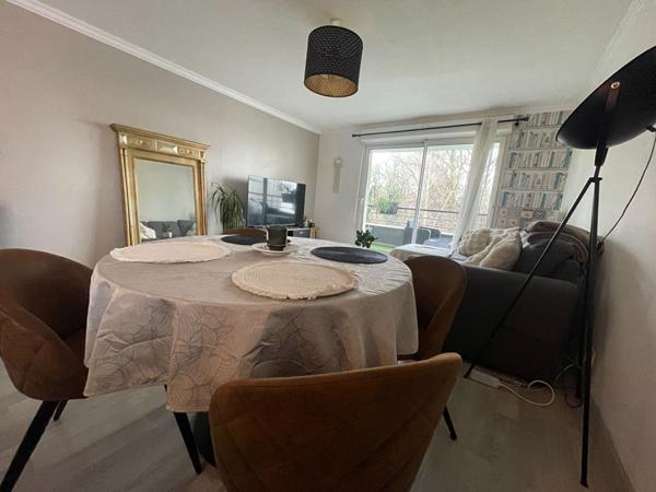 Appartement à vendre à Vannes 2 chambres balcon garage ascenseur