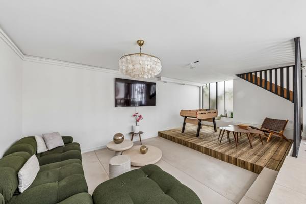 Vente Appartement de luxe Paris 18 5 Pièces 124.93 m²