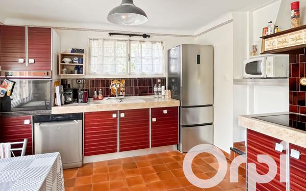 Maison à vendre    6 pièces •  Beaucaire