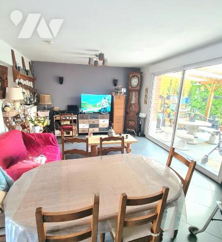 COMINES Maison semi-individuelle avec un jardin et un garage