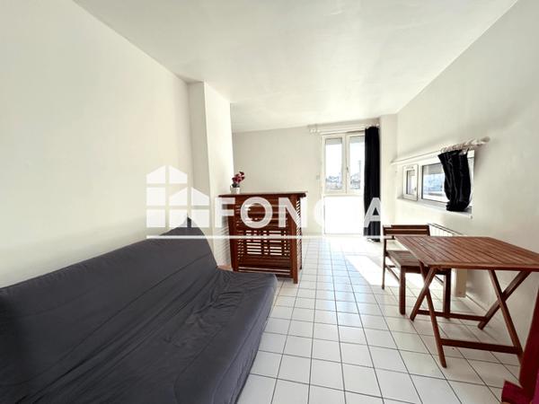 Location Studio meublé 25.35 m² - La Rochelle 17000