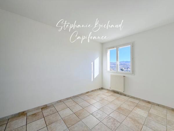 Maison à vendre 7 pièces GAP (05) 5 chambres Sud Gap