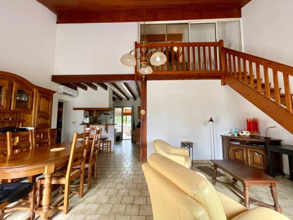 Exclusivité : Maison type T4 avec garage + terrain.