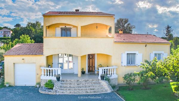 Maison 6 pièces 179 m2
