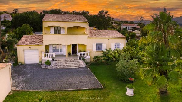Maison 6 pièces 179 m2