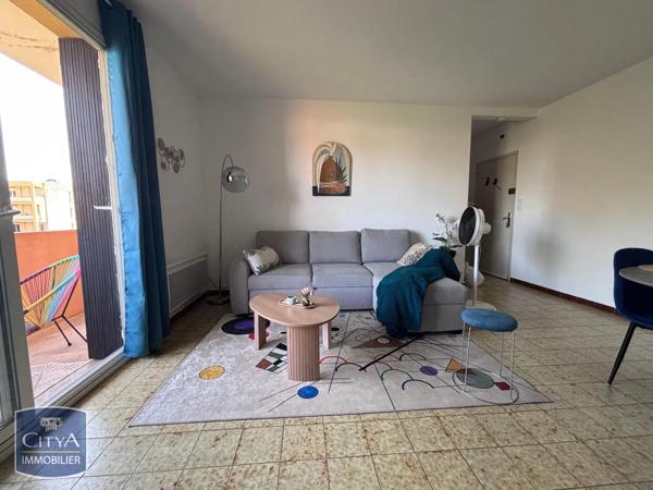 Appartement à louer 2 pièces 49.45m² Carcassonne (11000)