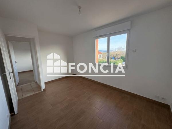 Location Maison 4 pièces 88 m² - 417 RUE DE LA MAISONNETTE Villieu 01800