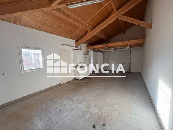 Location Maison 4 pièces 88 m² - 417 RUE DE LA MAISONNETTE Villieu 01800