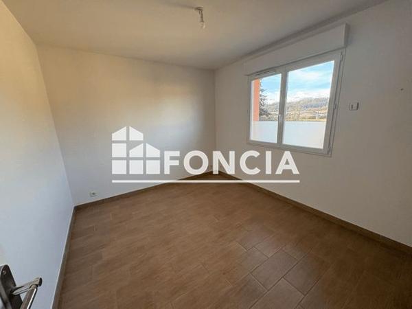 Location Maison 4 pièces 88 m² - 417 RUE DE LA MAISONNETTE Villieu 01800