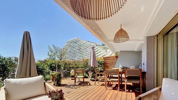 MARINA BAIE DES ANGES – 3 PIÈCES AVEC JARDIN-TERRASSE
