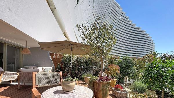 MARINA BAIE DES ANGES – 3 PIÈCES AVEC JARDIN-TERRASSE
