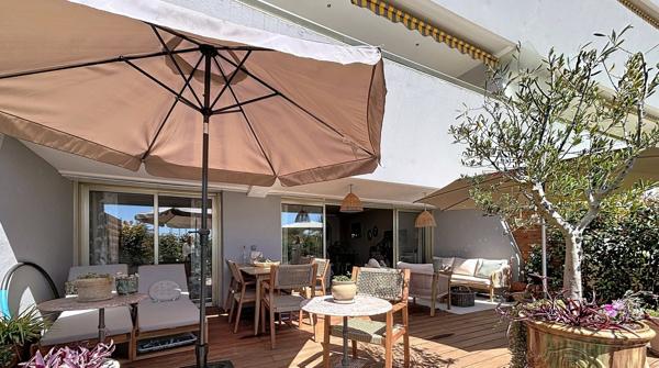 MARINA BAIE DES ANGES – 3 PIÈCES AVEC JARDIN-TERRASSE