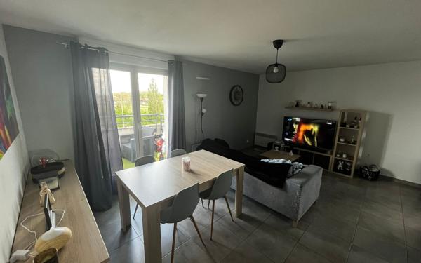Appartement à louer    3 pièces • 57 m2 Lens