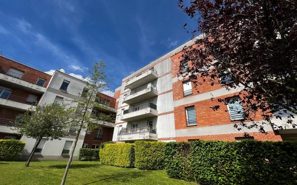 Appartement à louer    3 pièces • 57 m2 Lens