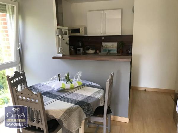Appartement à louer 2 pièces 45.29m² Valenciennes (59300)