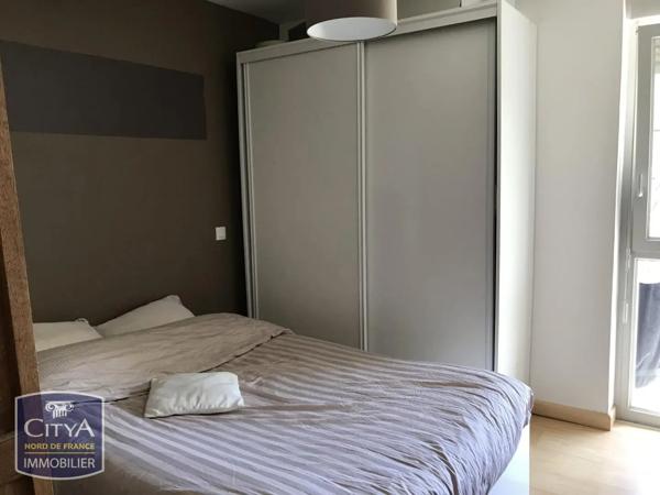Appartement à louer 2 pièces 45.29m² Valenciennes (59300)