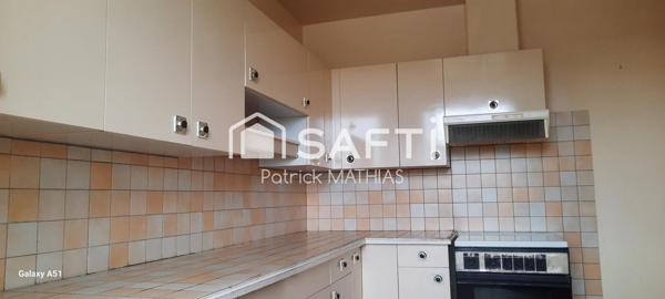 Proche centre ville avec ces commerces et sa gare