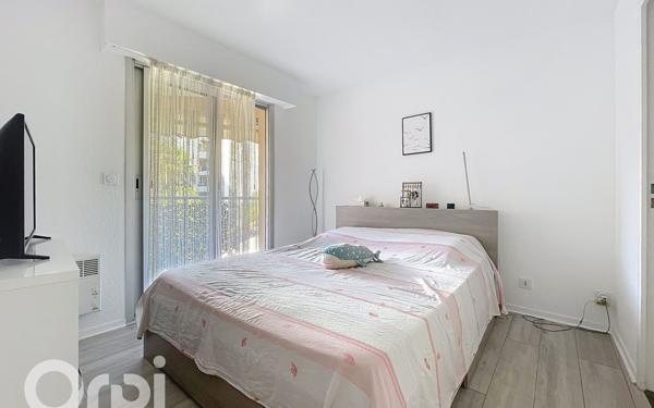 Appartement à vendre    2 pièces • 36 m2 Fréjus