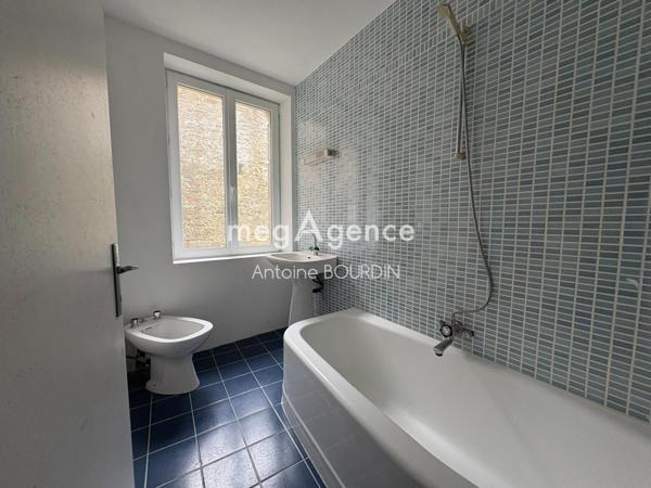 Maison à CALLAC, 22160 - 8 pièces 181m²