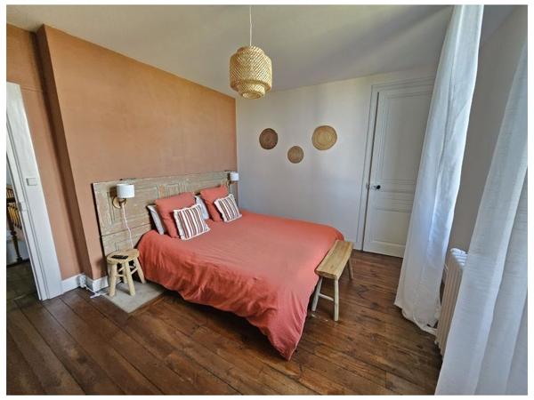 Maison de caractère - MONTROND LES BAINS