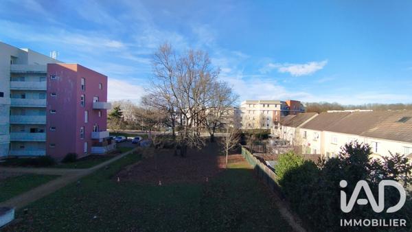 Appartement à vendre 2 pièces 43,87 m² Évry-Courcouronnes