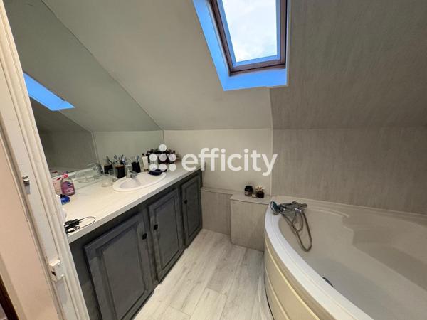 Maison 4 pièces - 90 m² Exclusivité efficity