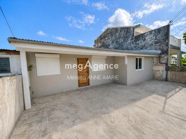 Maison à LES ABYMES, 97139 - 6 pièces 160m²