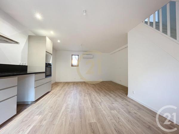 Maison à vendre  6 pièces - 92,90 m2 NEUVILLE SUR OISE - 95