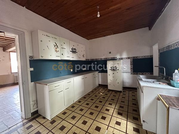 Vente
                Maison158 m² - 8 Pièces -
                    GUISCARD (60640)