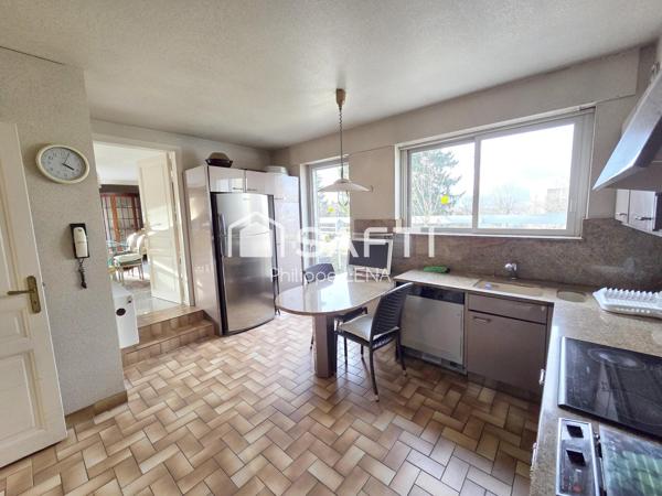 ATTIQUE à rénover 181m² + terrasse 80m², Rebberg