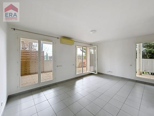 EXCLUSIVITE  Studio 32m² avec terrasse et  place de parking privative