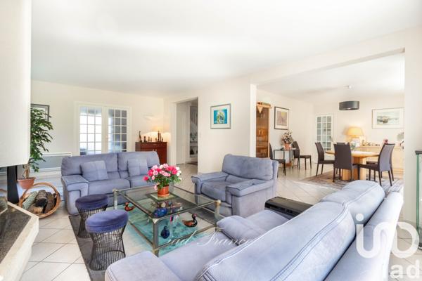 Maison à vendre 9 pièces 246 m² Orgeval